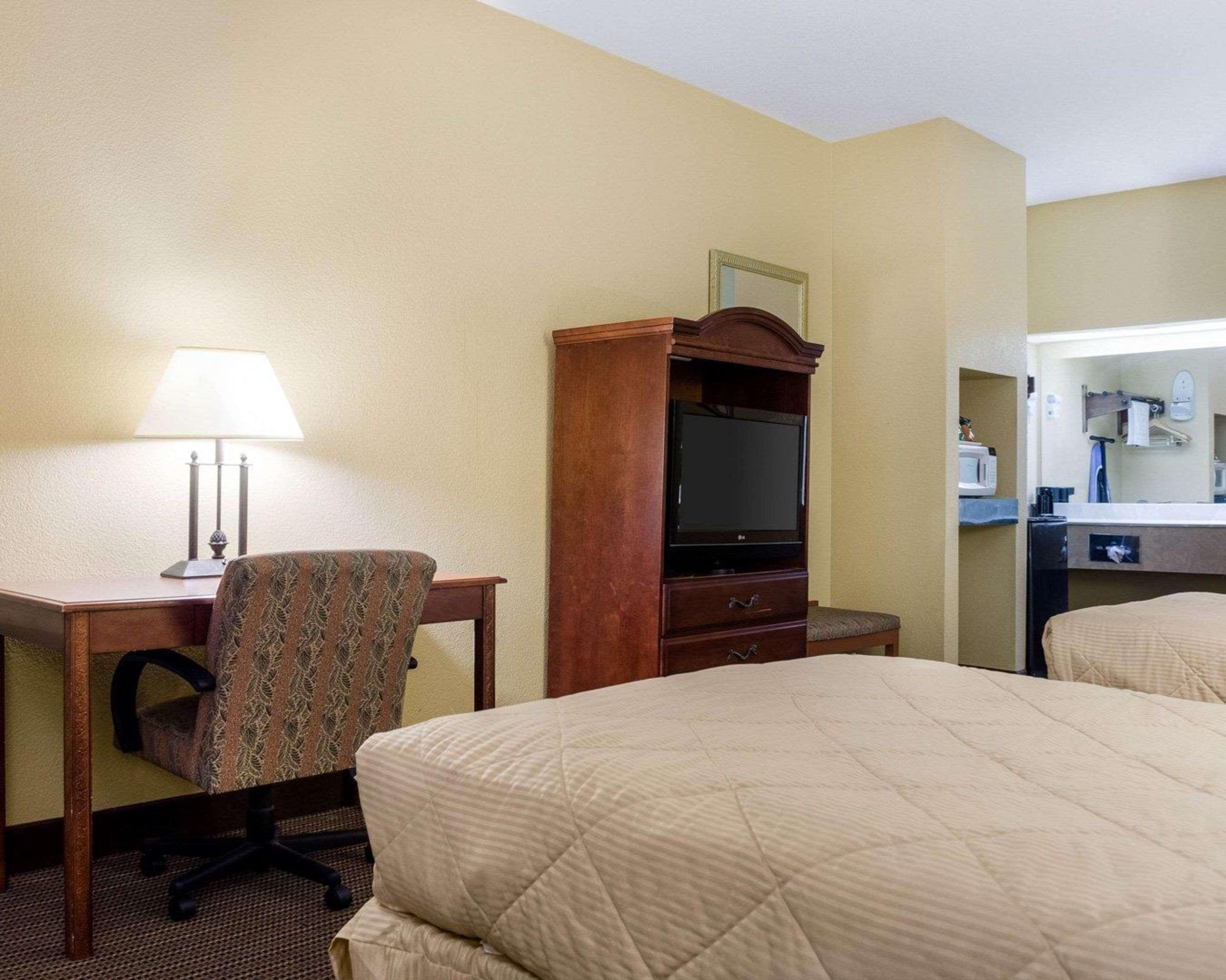 Econo Lodge By Choice Greenville Extérieur photo