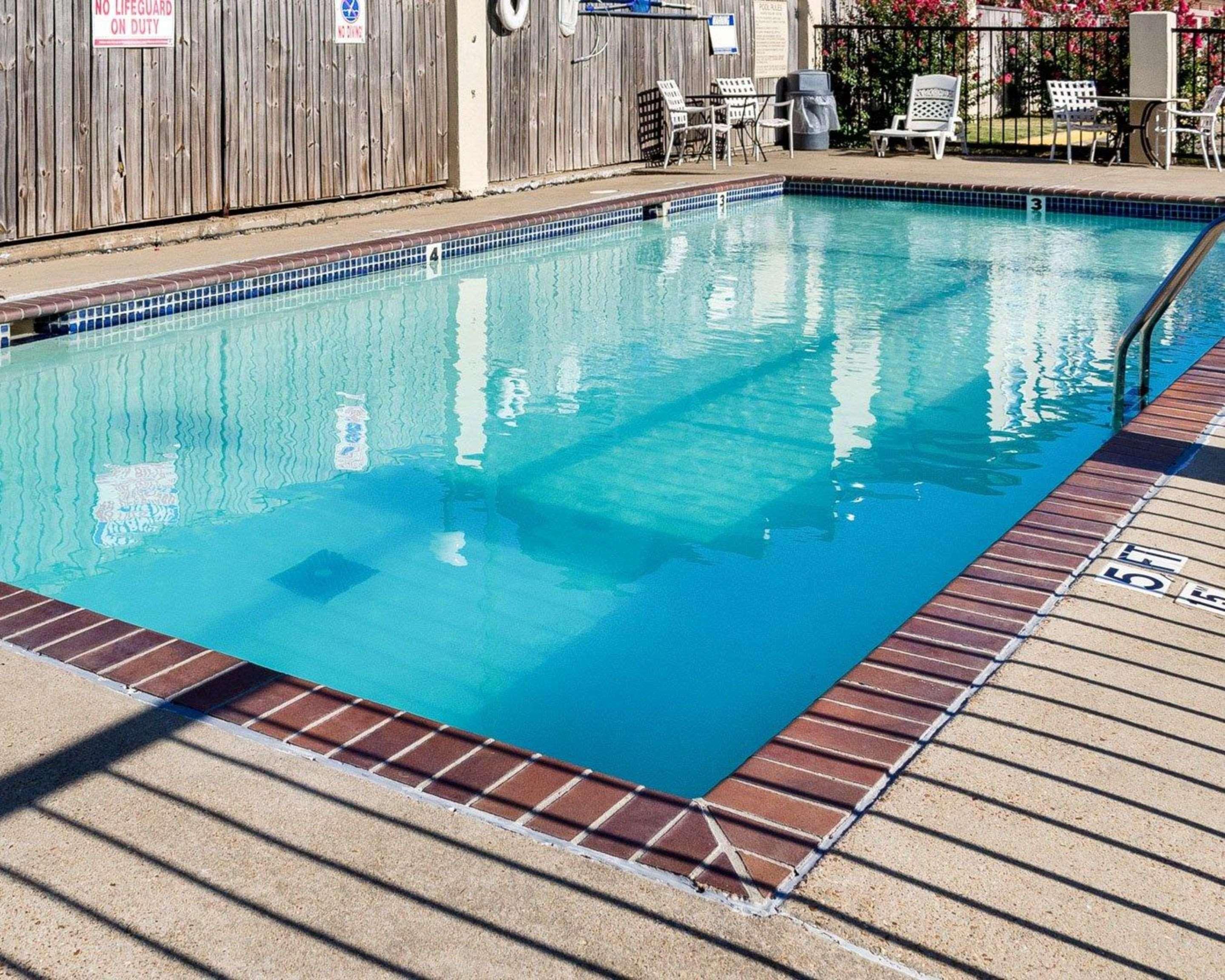 Econo Lodge By Choice Greenville Extérieur photo